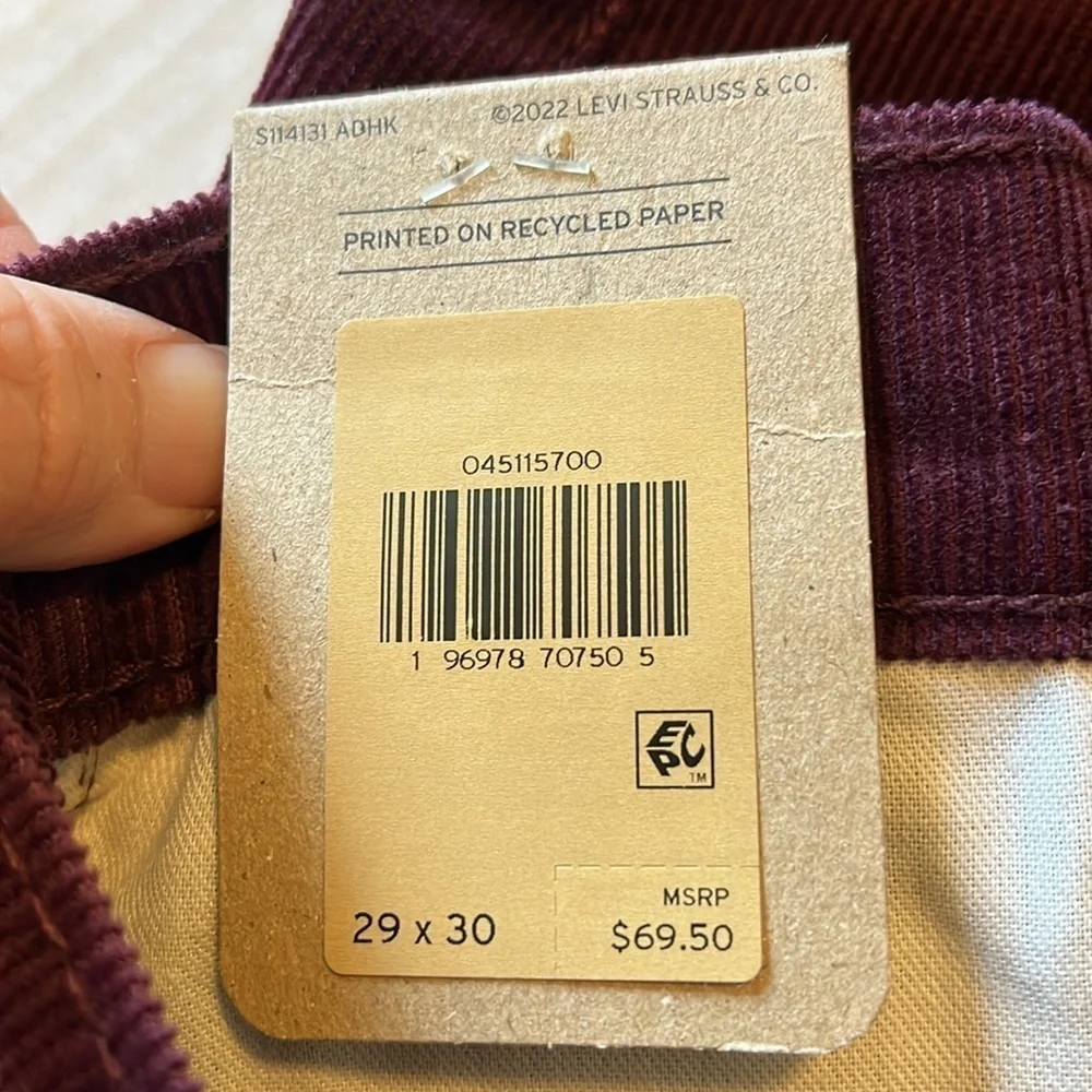 NWT-Levi’s-29-30-burgundy-511 slim-stretch, slim throughout, corduroy pants.